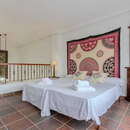 The Ocean Retreat - 30m Next To The Sea