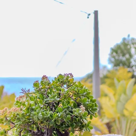 The Ocean Retreat - 30m Next To The Sea *