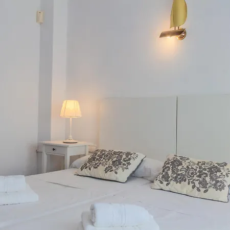 The Ocean Retreat - 30m Next To The Sea
