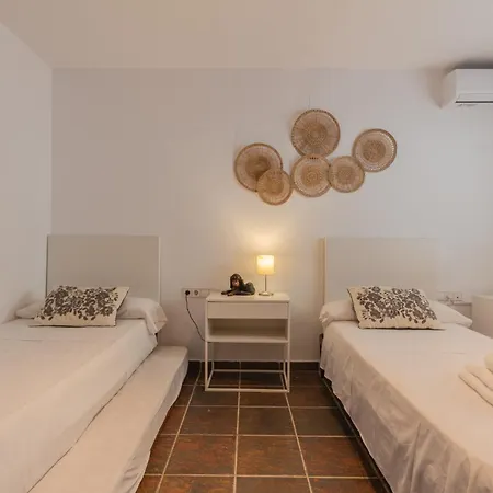 The Ocean Retreat - 30m Next To The Sea *